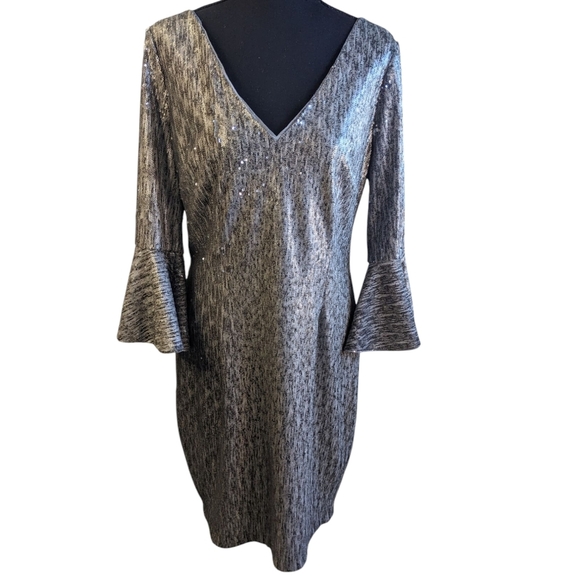 Elegant Silver Sequin Dress By Adrianna Papell Size 14 NEW - Picture 1 of 13